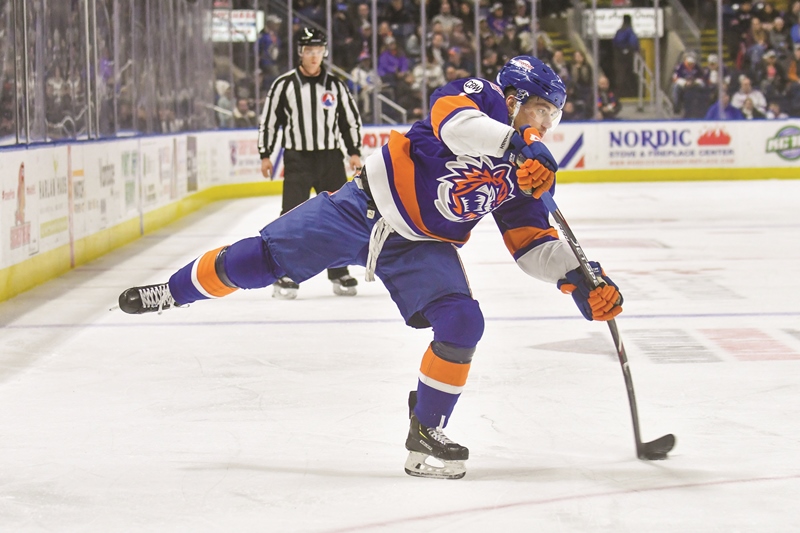 Sons of legend Ray Bourque forged different paths to same AHL team