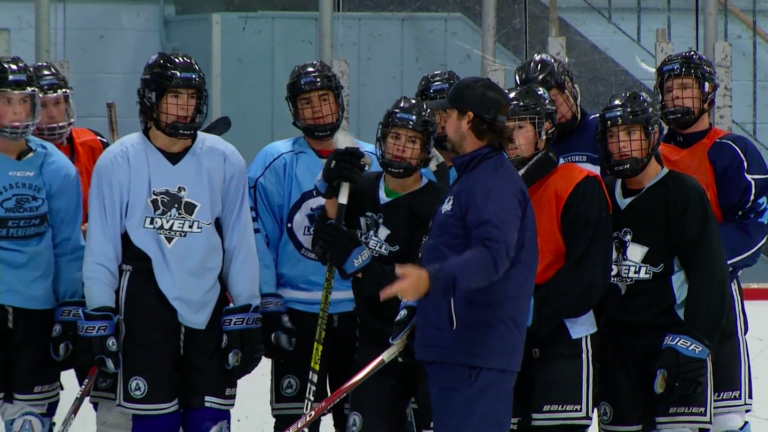 Season 7, Episode 1 – Lovell Hockey