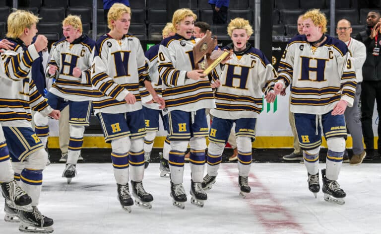 Hanover takes down Medfield in a classic to win MIAA D3 final