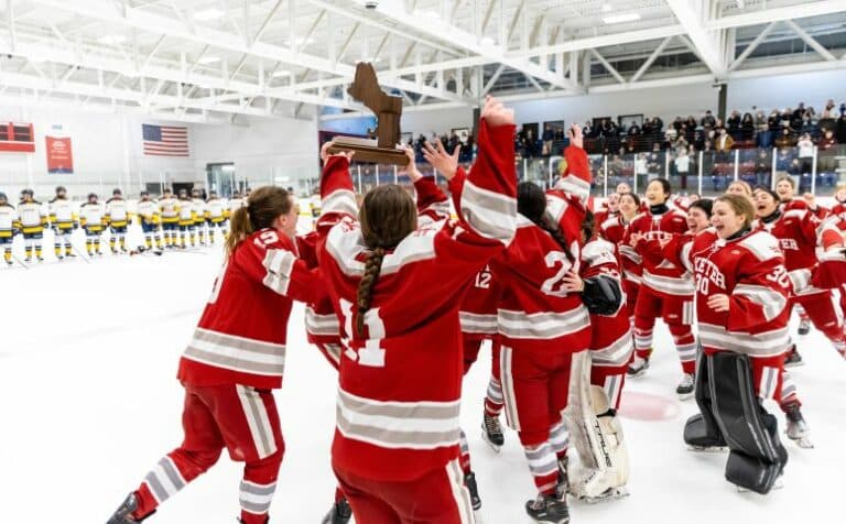 Phillips Exeter outlasts Choate to win girls Large School title
